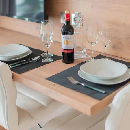 N Апартаменты Гренобль