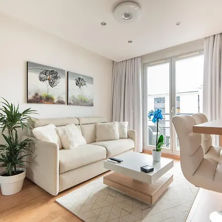 N-guest Deluxe * Grenoble